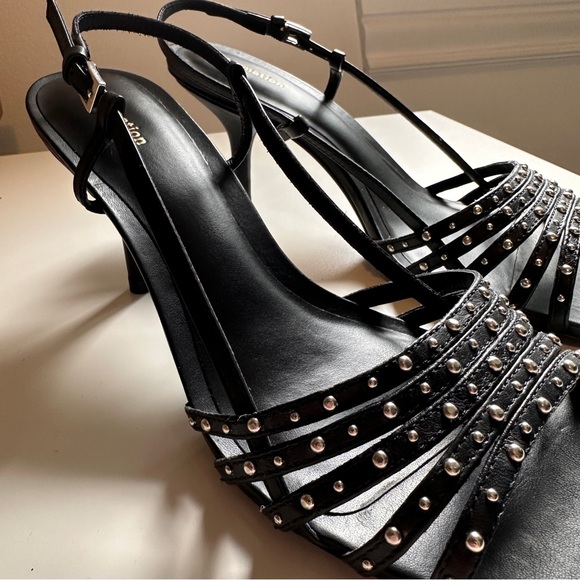 Reformation Elsie Heeled Sandal - Picture 6 of 10